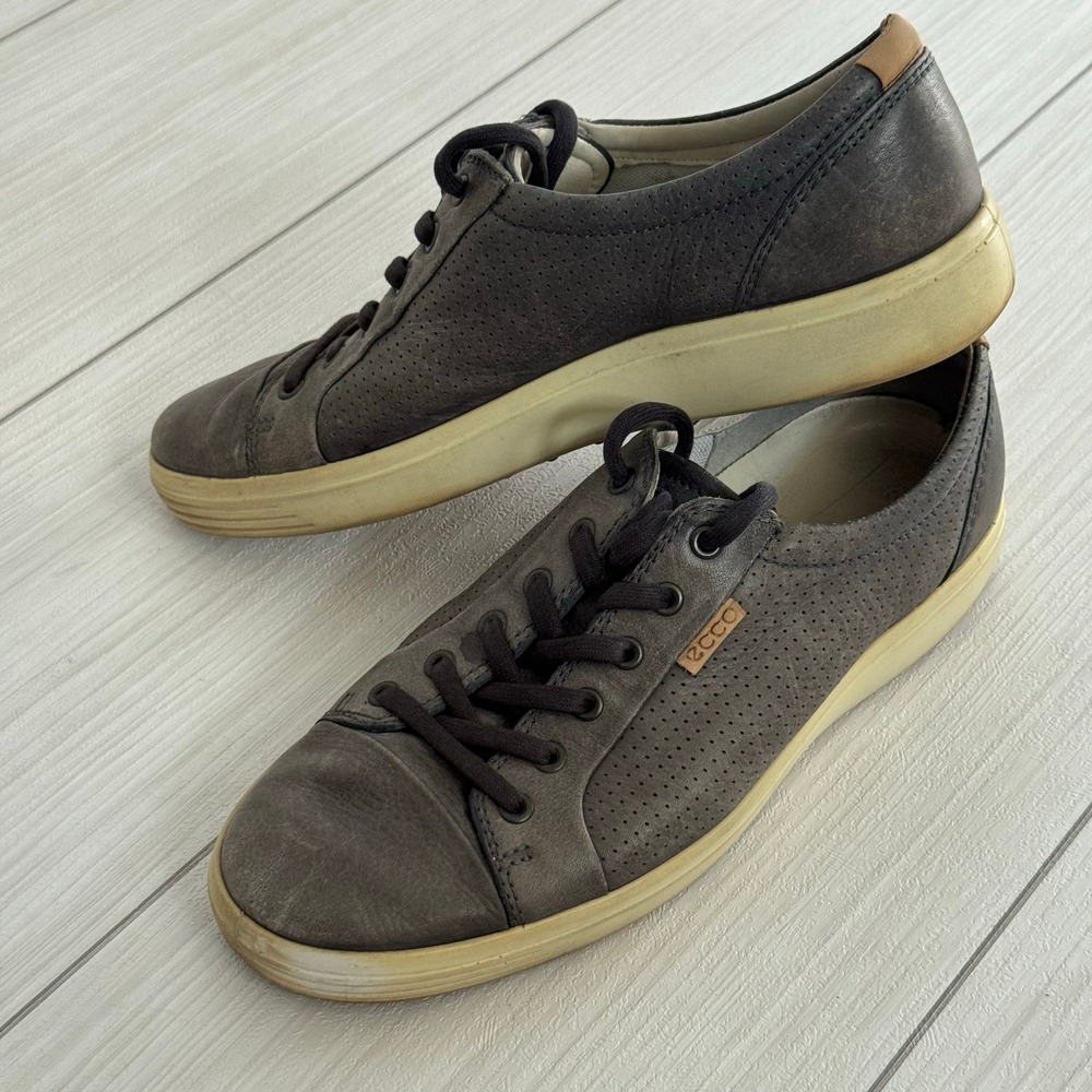 ECCO Gray Leather Perforated Casual Sneakers Comfortable Walking Shoes‎ Mens 10